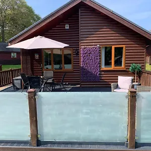 Rocco's A Beautiful 3 Bedroom Sewerby
